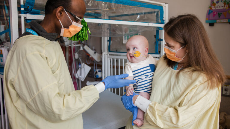 Groundbreaking Personalized Gene Therapy Successfully Treats Infant with Rare Genetic Disease